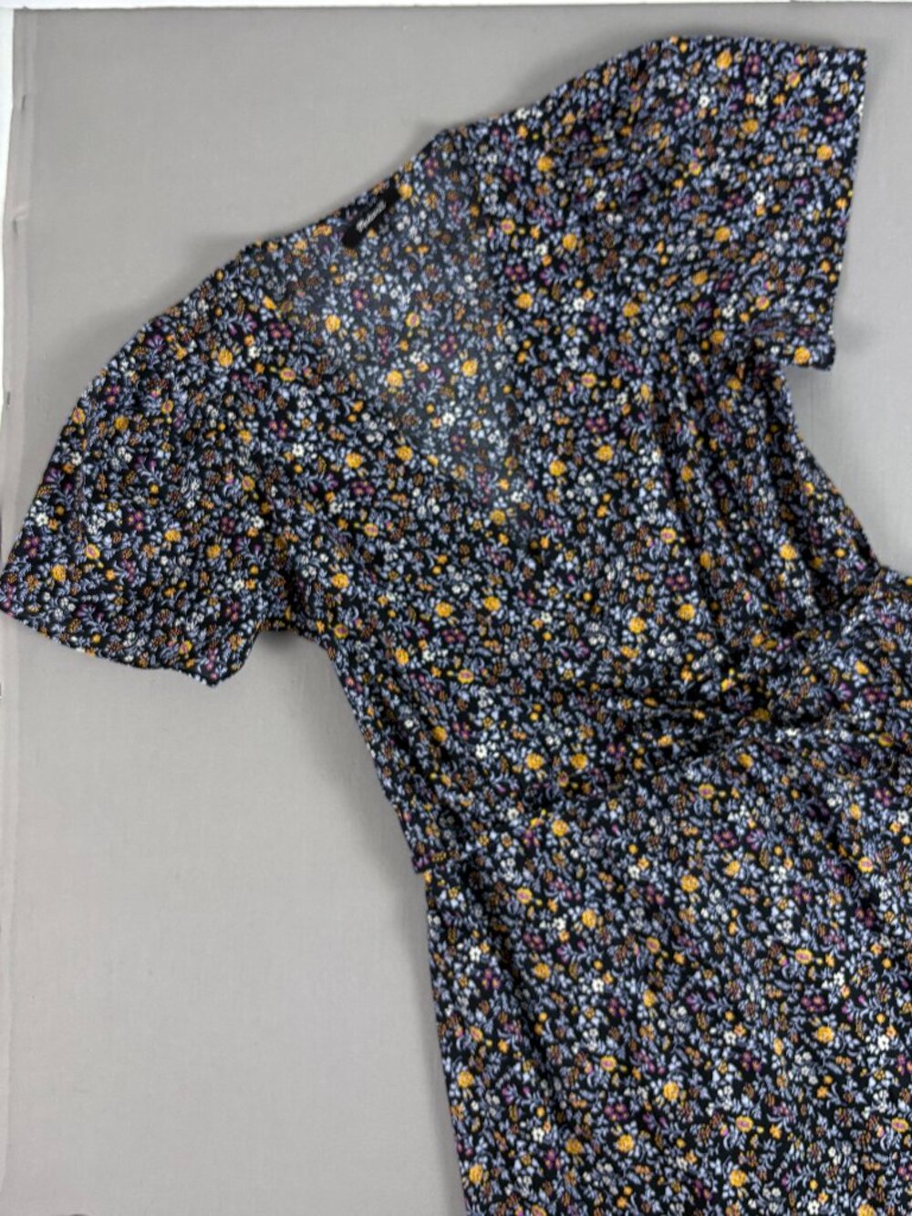 Madewell Flutter Sleeve Floral Wrap Mini Dress Size S Black 100% Cotton